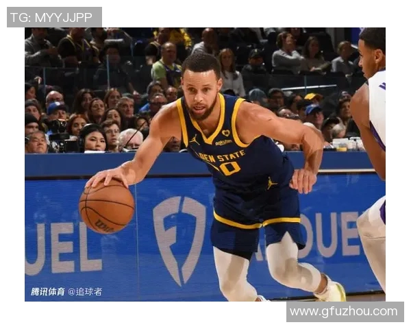 库里三分绝杀骑士再现经典瞬间NBA历史对决的传奇时刻回顾